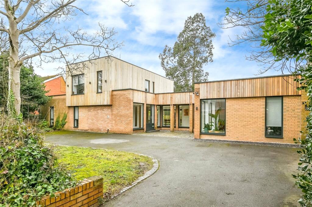 Main image of property: Salisbury Road, Cressington Park, Liverpool, Merseyside, L19