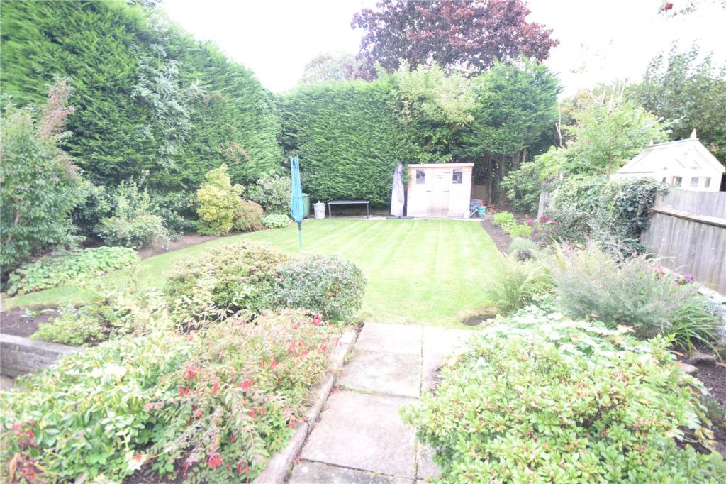 4 bedroom semidetached house for sale in Druids Cross Gardens