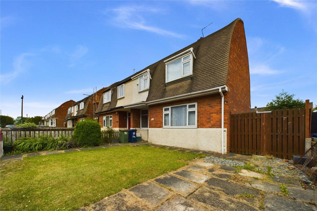 3 bedroom semidetached house for sale in Normanby Road, Middlesbrough, TS6