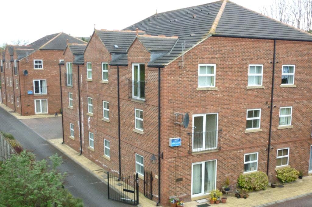 2 bedroom flat for sale in Meynell House, Old Station Mews, TS16