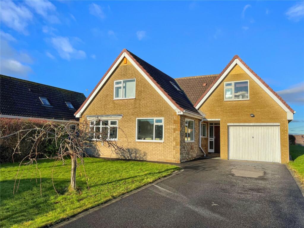 4 bedroom detached house for sale in Falcon Walk, Hilton, TS15