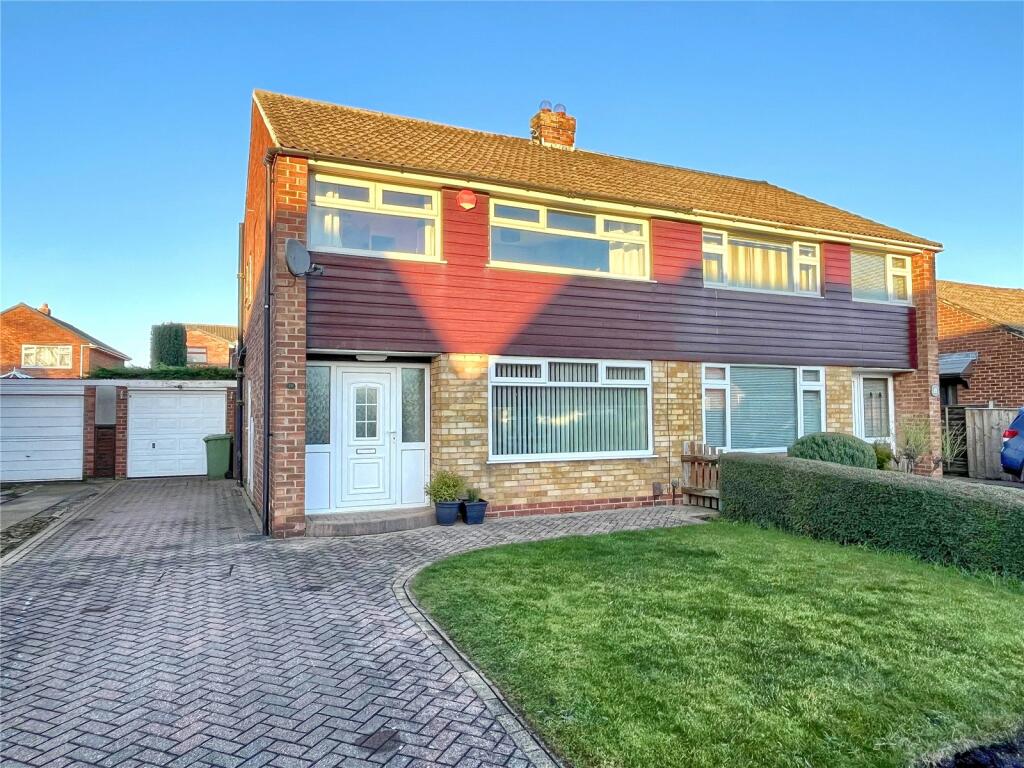 3 bedroom semidetached house for sale in Lingfield Drive, Eaglescliffe