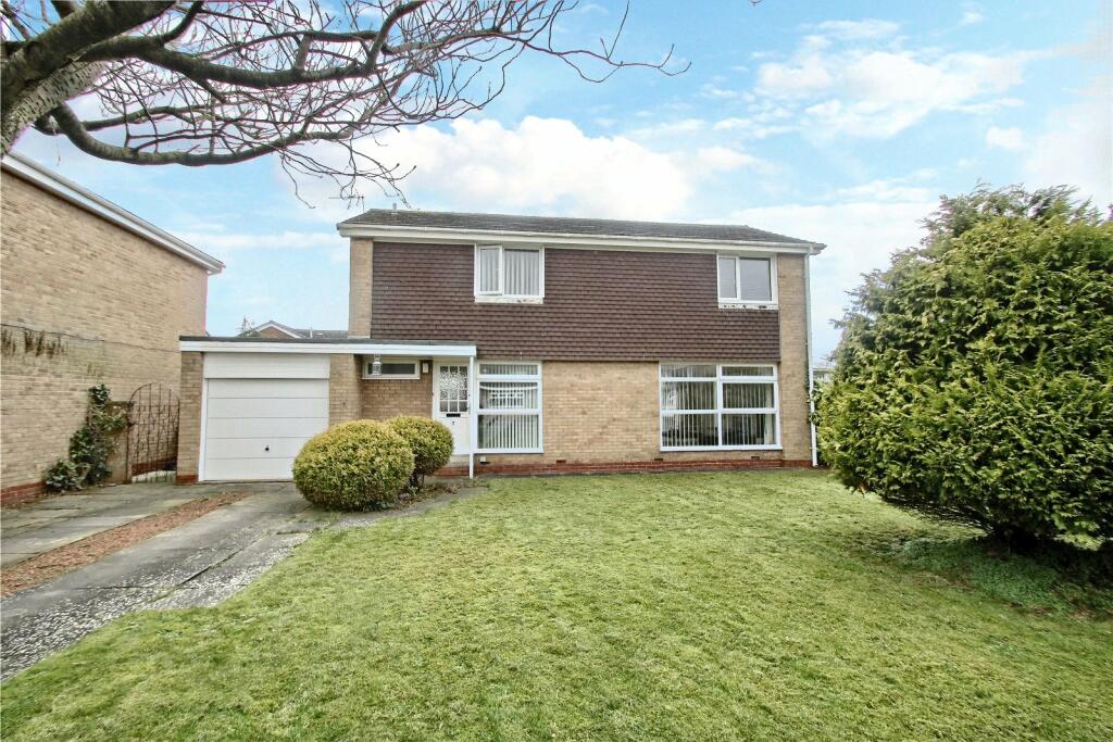 4 bedroom detached house for sale in Battersby Close, Yarm, TS15