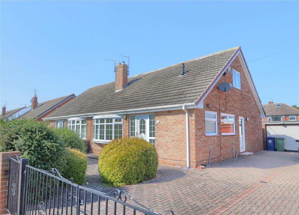 3 bedroom bungalow for sale in Lorton Road, Redcar, TS10