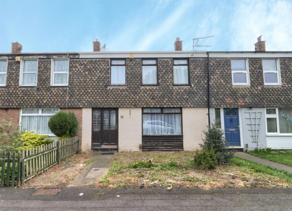 3 bedroom terraced house for sale in Newholm Way, Redcar, TS10