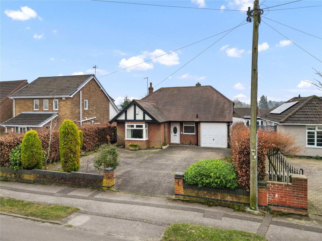 Main image of property: Vernon Crescent, Ravenshead, Nottingham, Nottinghamshire, NG15