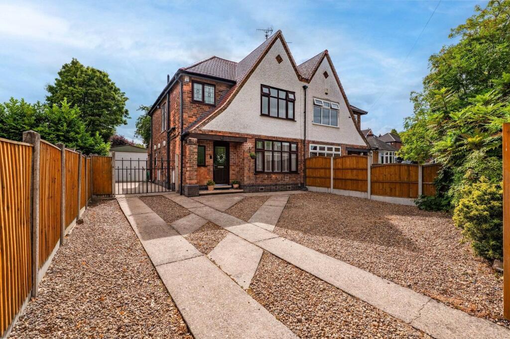 Main image of property: Waverley Road, Mansfield, Nottinghamshire, NG18