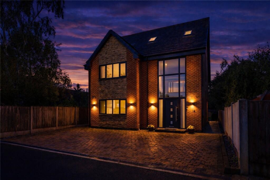Main image of property: Hampton View, Mansfield, Nottinghamshire, NG18