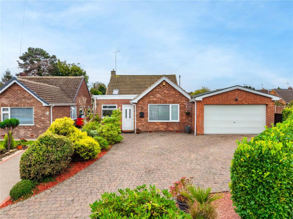 Main image of property: Bretton Road, Ravenshead, Nottingham, Nottinghamshire, NG15