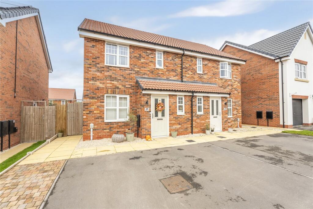 Main image of property: Butterfly Lane, Calverton, Nottingham, Nottinghamshire, NG14
