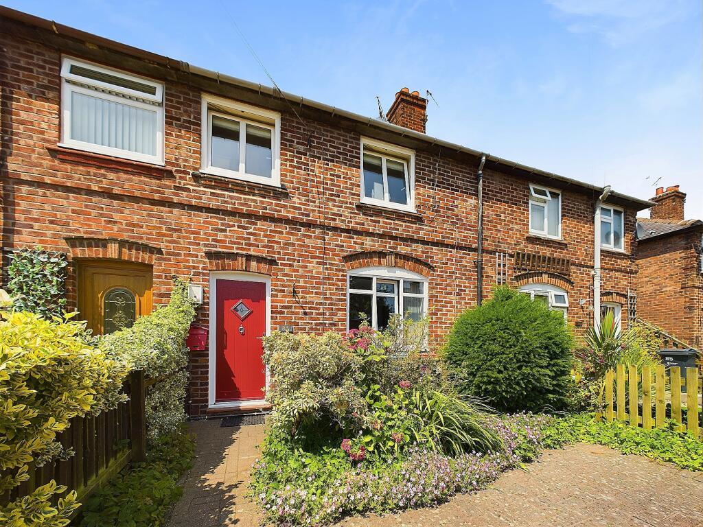 Main image of property: Appleyards Lane, Handbridge, Chester, CH4