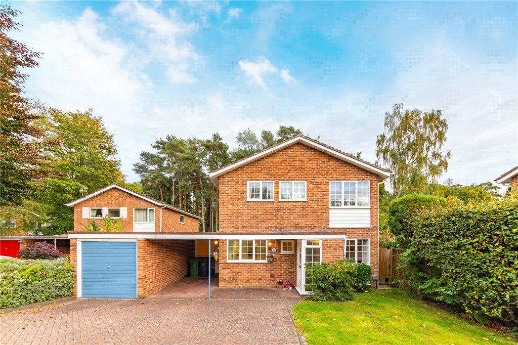 4 bedroom detached house for sale in Byron Avenue, Camberley, Surrey, GU15