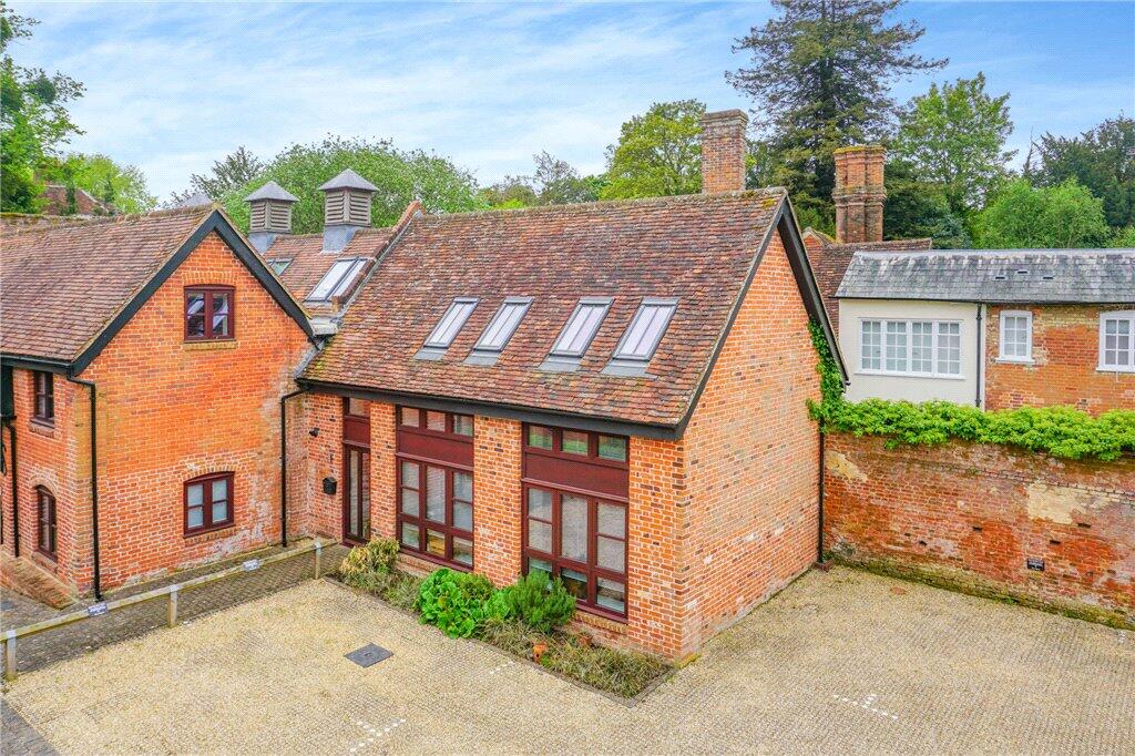 Main image of property: Palace Gate Farm, Odiham, Hook
