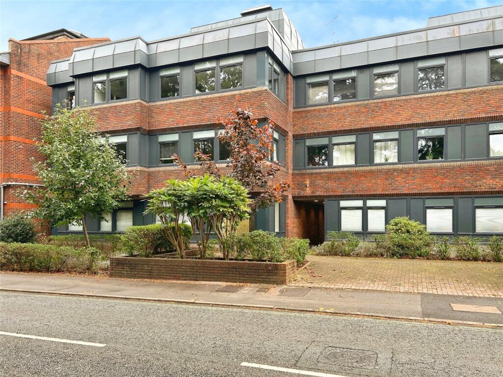 Main image of property: Fleet Road, Fleet, Hampshire