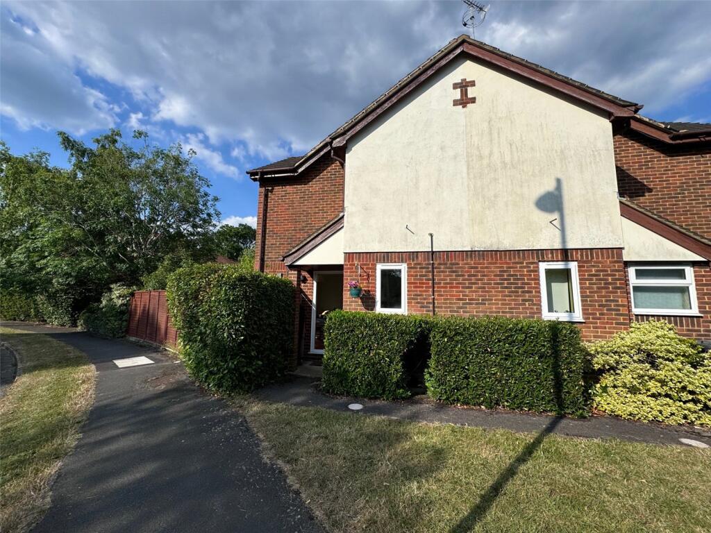 Main image of property: Nether Vell-Mead, Church Crookham, Fleet