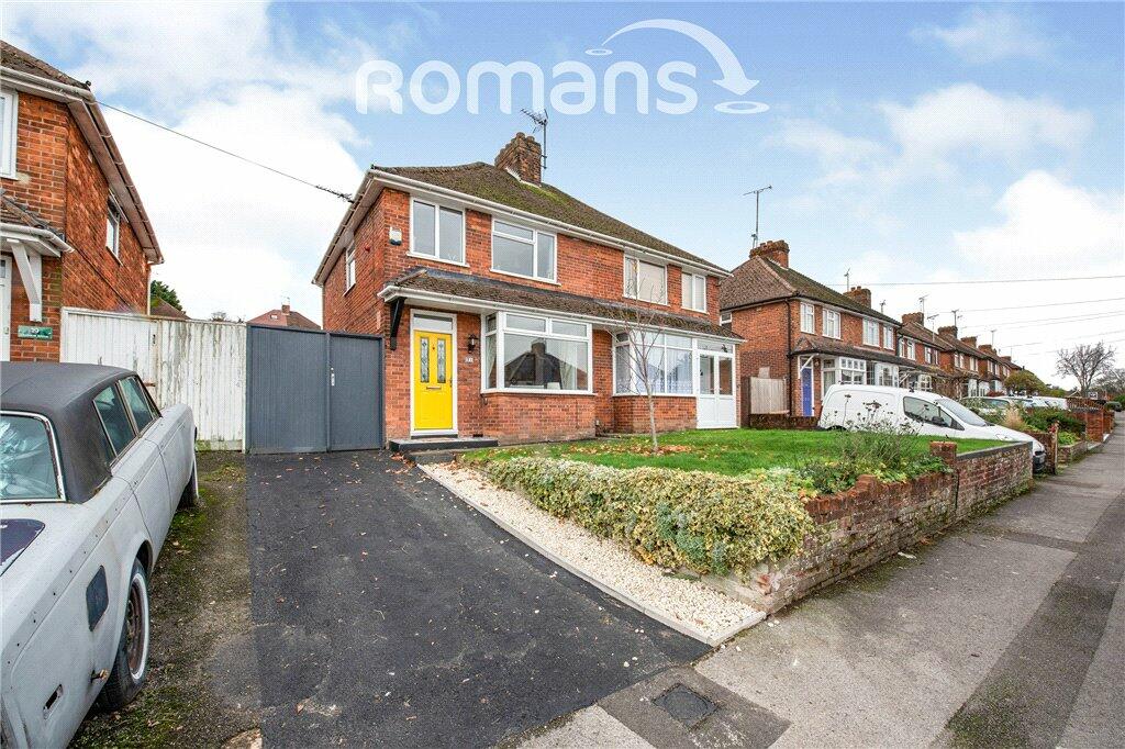 3 bedroom semidetached house for sale in Grasmere Avenue, Tilehurst