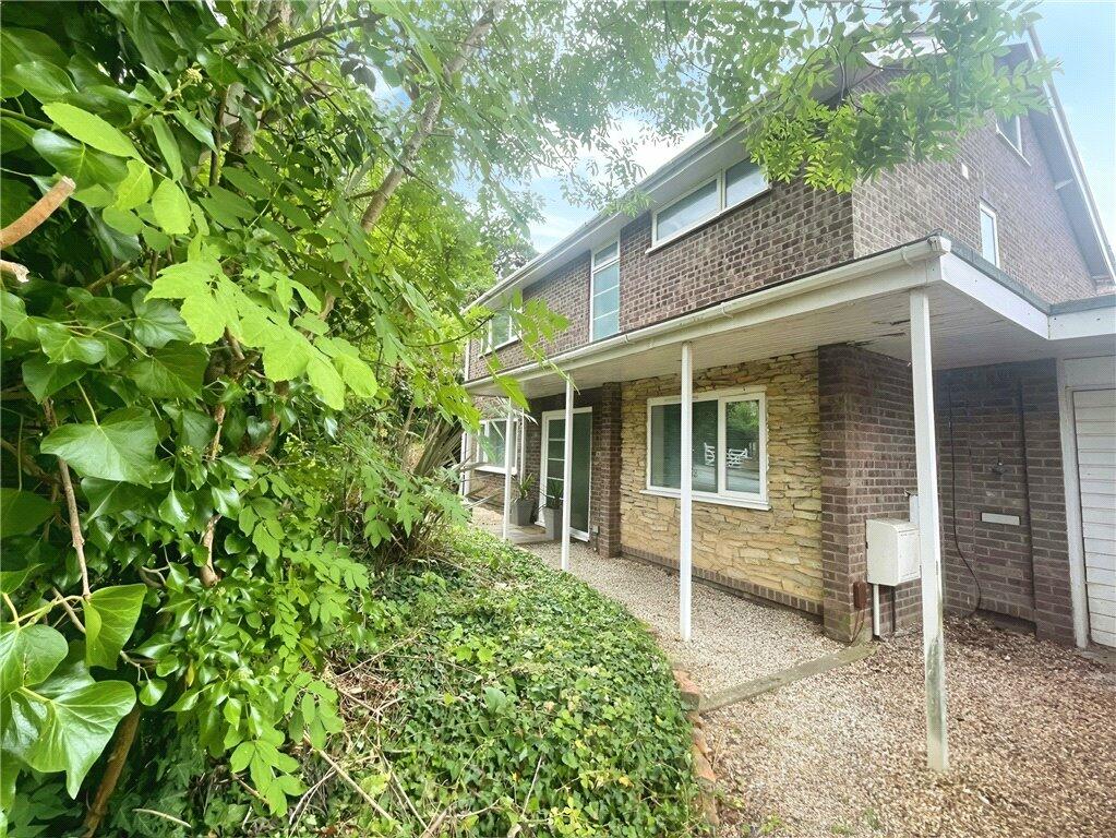 5 Bedroom Detached House For Sale In Nursery Gardens Purley On Thames