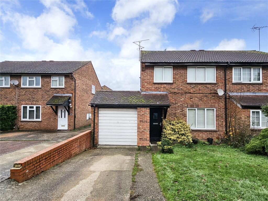 Main image of property: Devonshire Gardens, Tilehurst, Reading