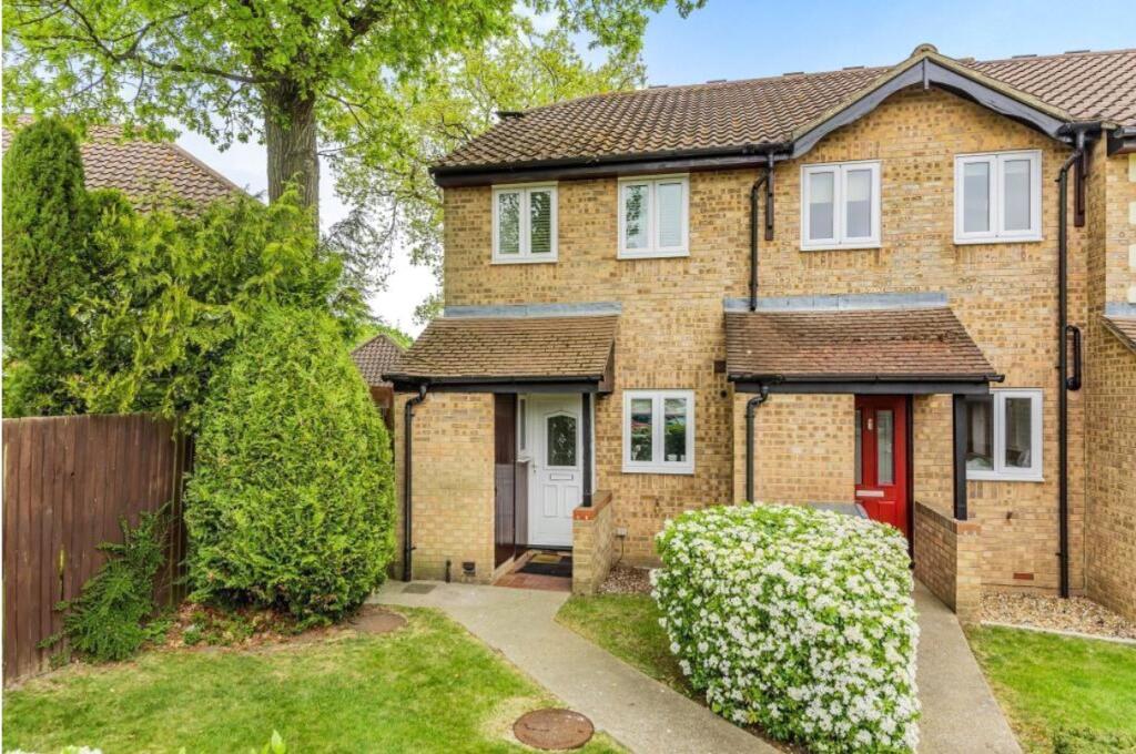 Main image of property: Horseshoe Crescent, Burghfield Common, Reading