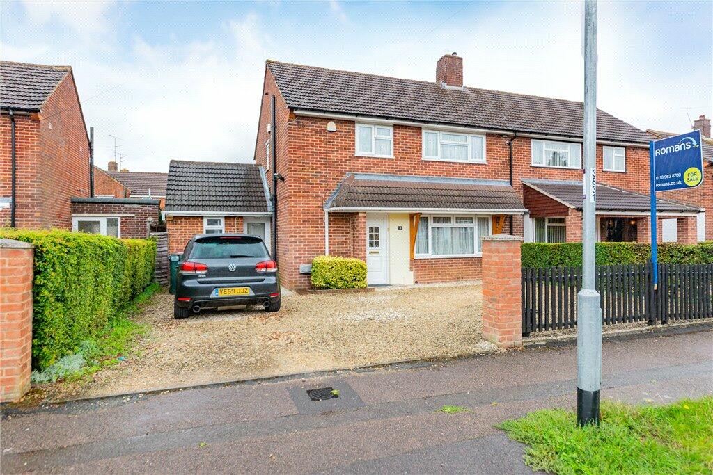 4 bedroom semidetached house for sale in Fawley Road, Reading, Berkshire, RG30