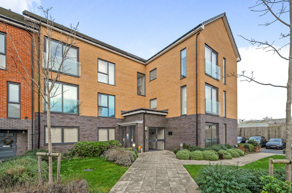 Main image of property: Longships Way, Reading, Berkshire