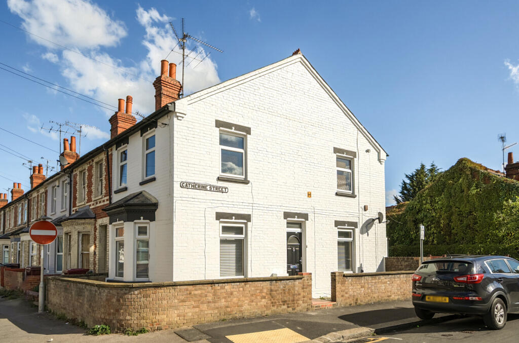 Main image of property: Valentia Road, Reading, Berkshire