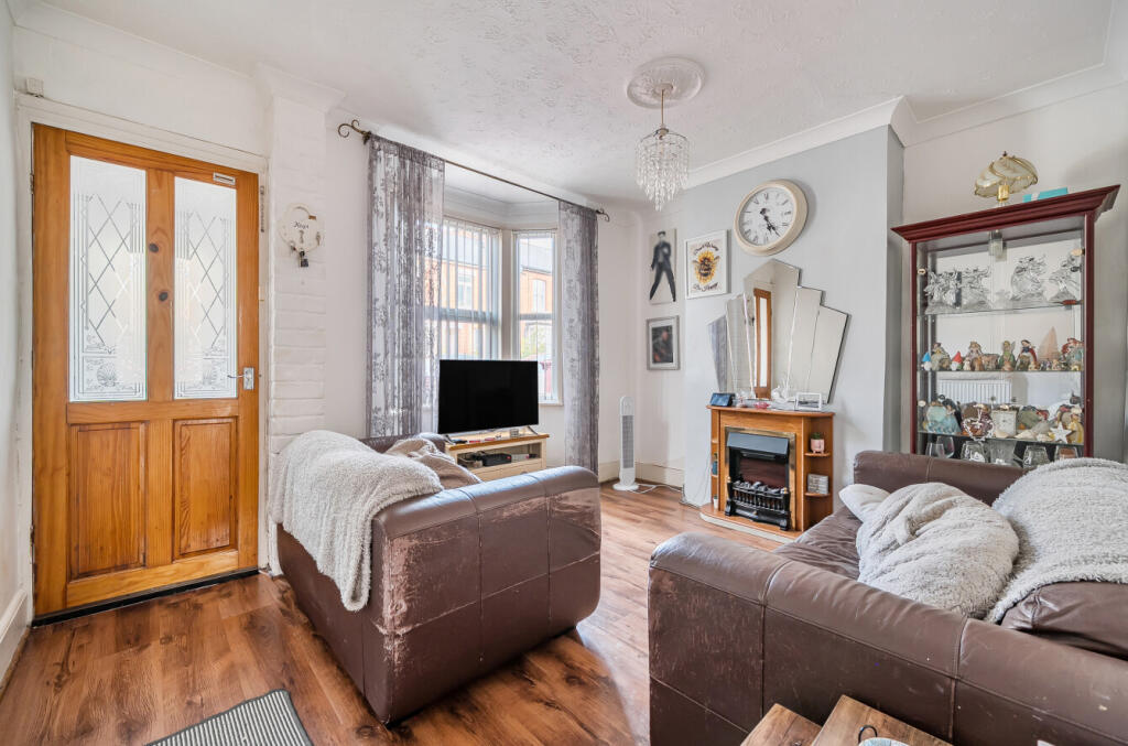 Main image of property: Elm Park Road, Reading, Berkshire