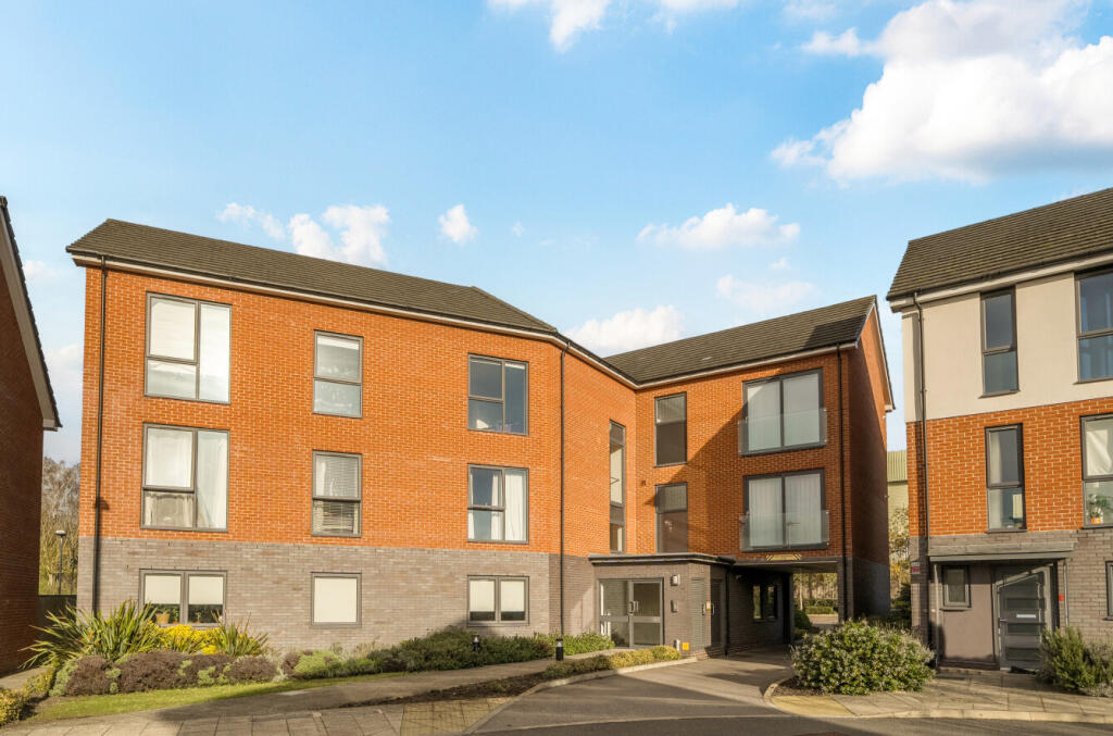 Main image of property: Greenham Avenue, Reading, Berkshire