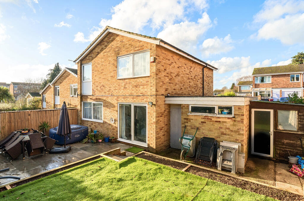 Main image of property: Harlech Avenue, Caversham, Reading