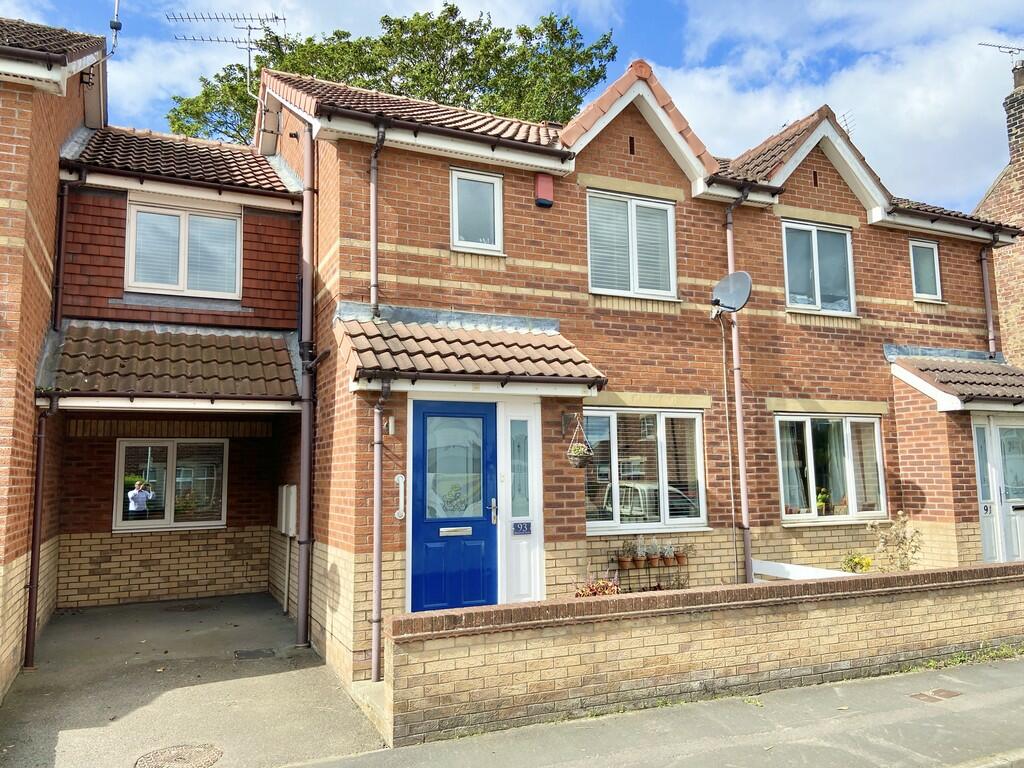 3 bedroom terraced house for sale in Wansford Road, Driffield, YO25