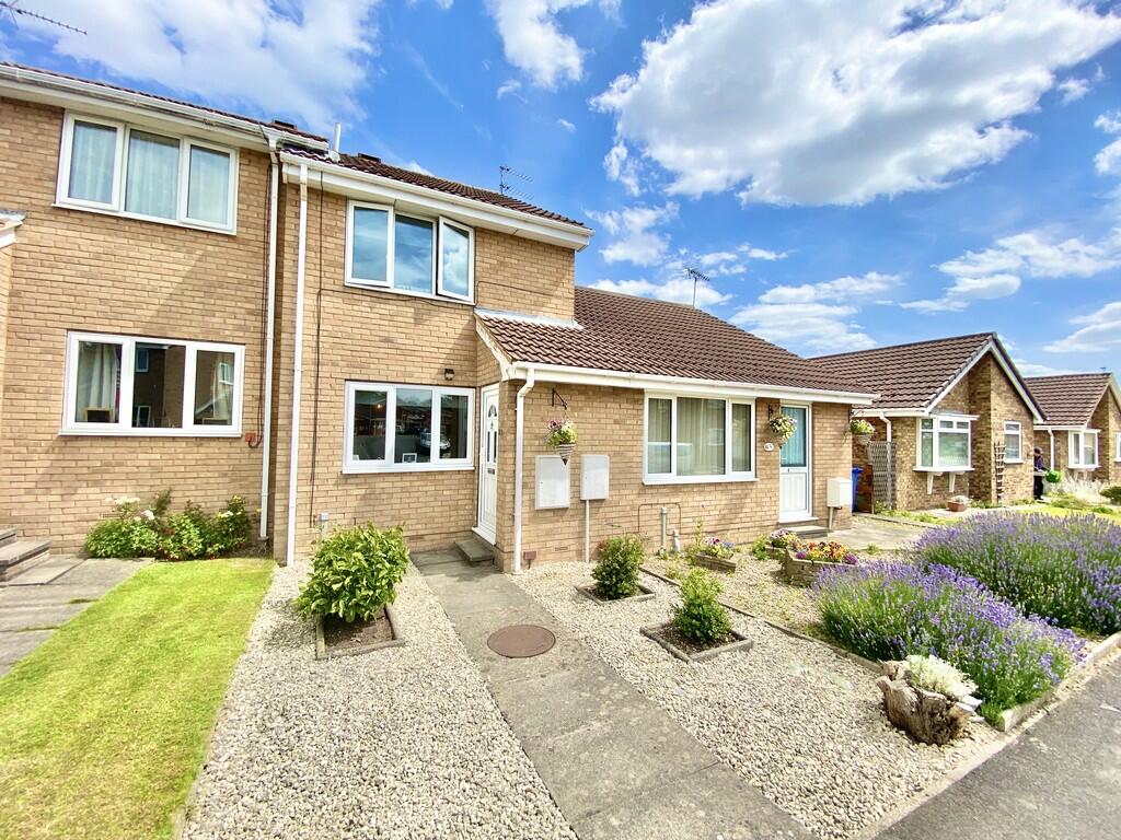 2 bedroom terraced house for sale in Bracken Road, Driffield, YO25