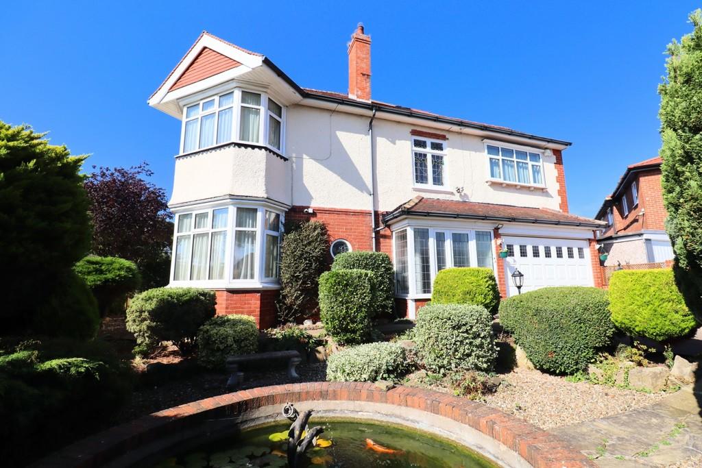 4 bedroom detached house for sale in Fortyfoot, Bridlington, YO16