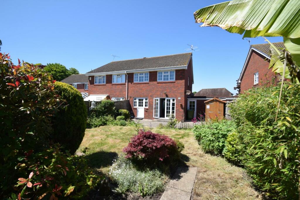3 bedroom semi-detached house for sale in Meads Road, Eastbourne, BN20