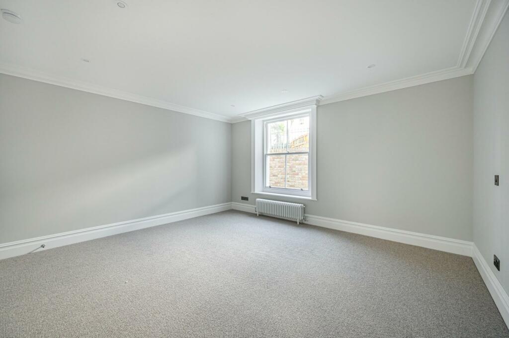 Additional property image - Howard Square, Seafront, Eastbourne