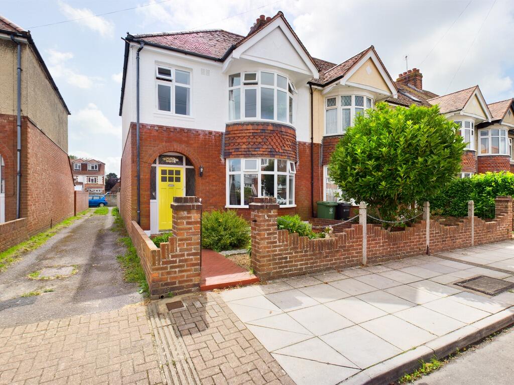 Main image of property: Gofton Avenue, Drayton, Portsmouth, PO6