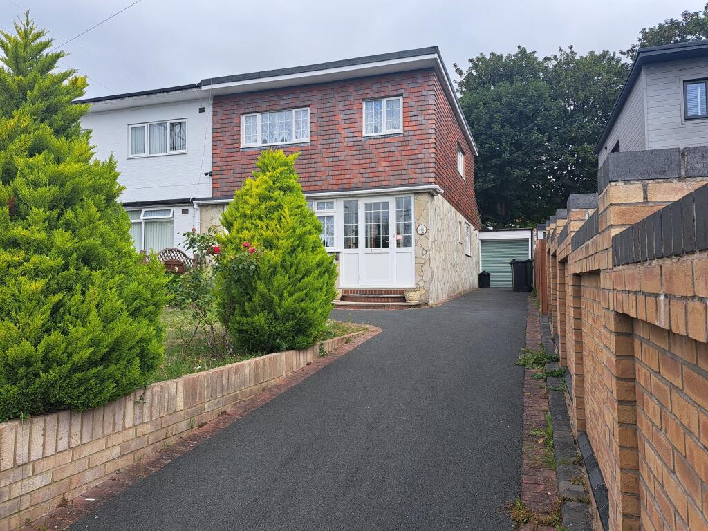 Main image of property: Medina Road, Cosham, Portsmouth, PO6