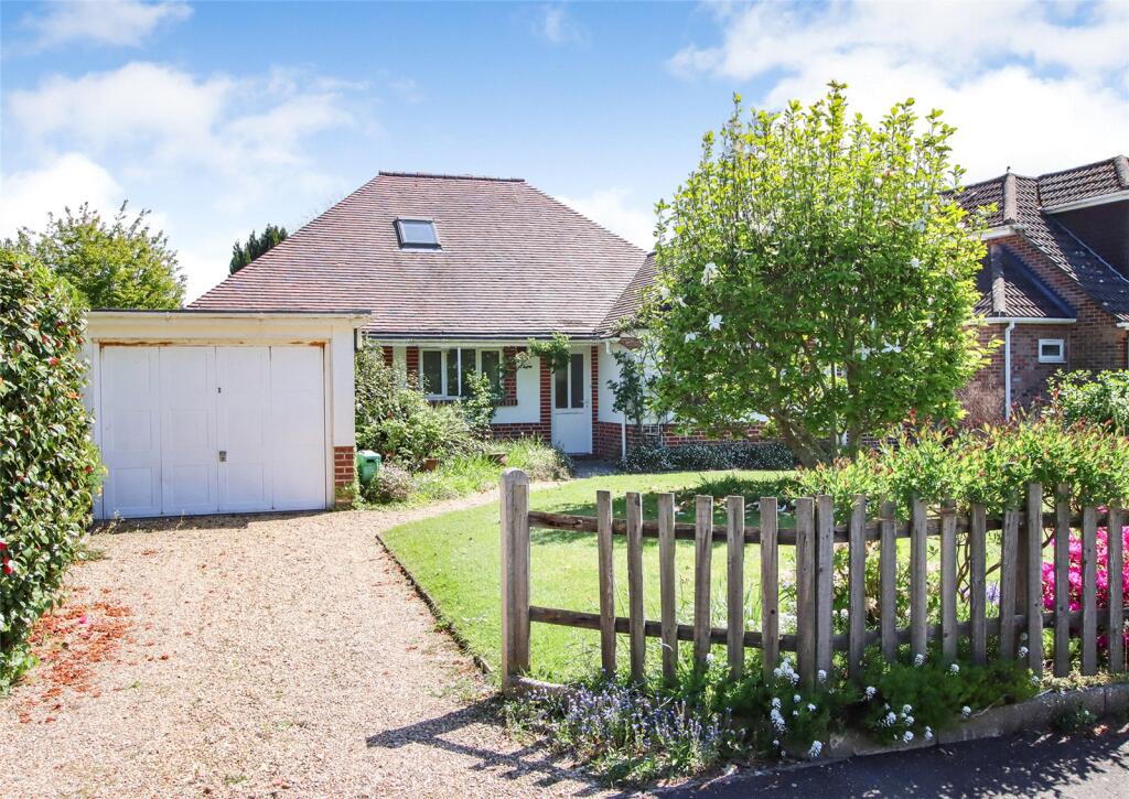 Main image of property: Daniells Walk, Lymington, Hampshire, SO41