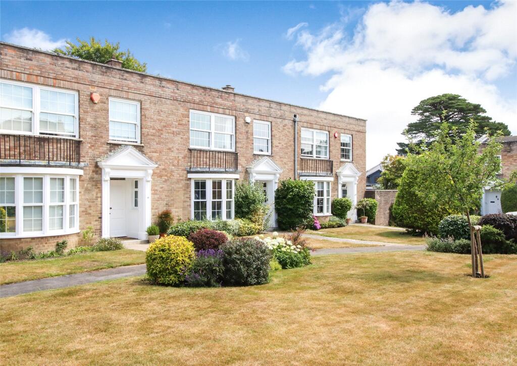 Main image of property: Courtenay Place, Lymington, Hampshire, SO41