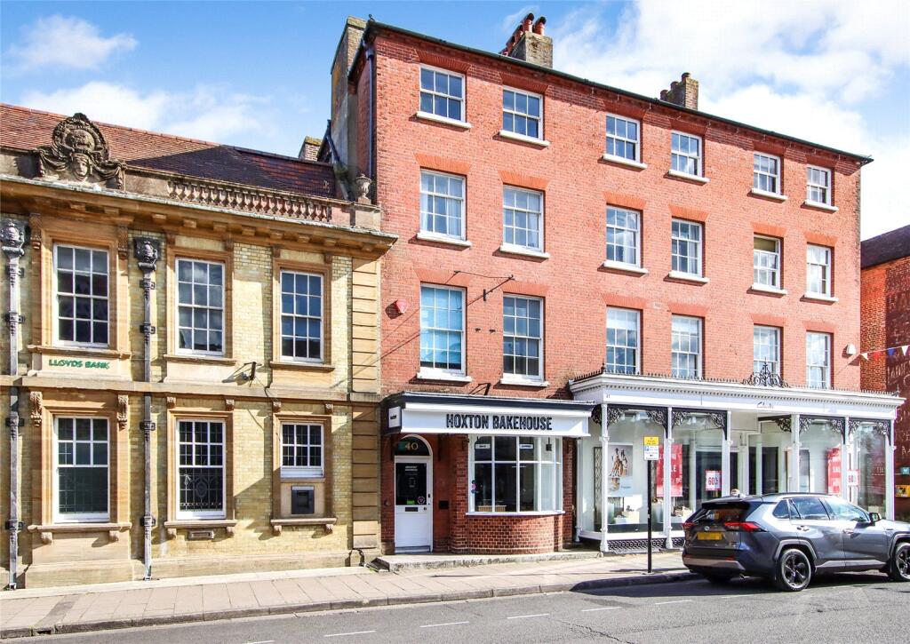 Main image of property: High Street, Lymington, Hampshire, SO41