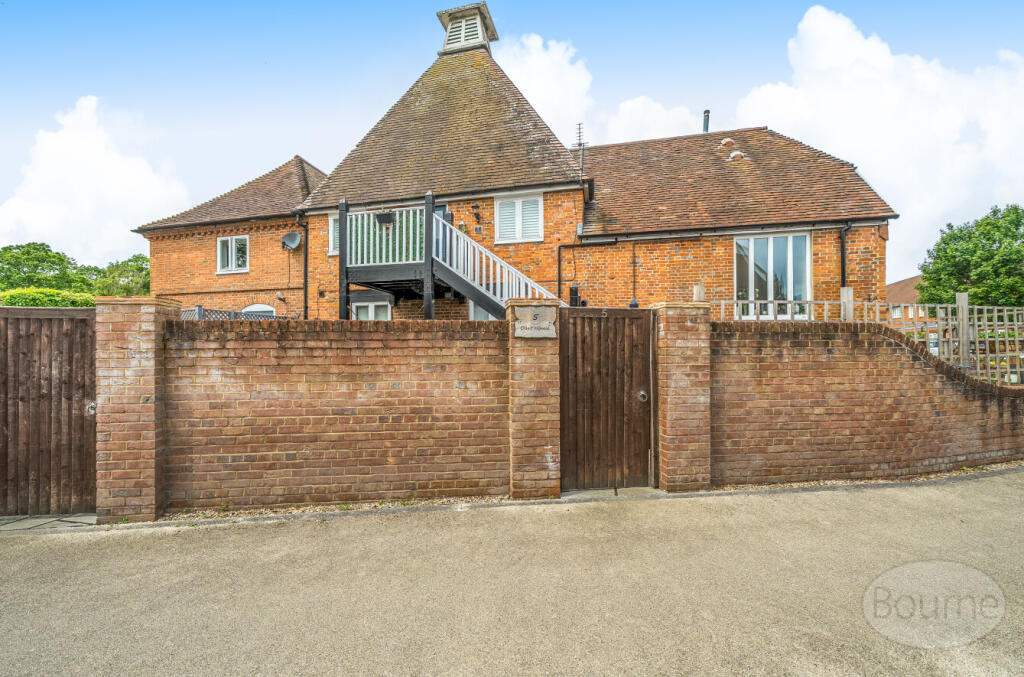 Main image of property: Oast Lane, Upper Froyle, Alton, Hampshire, GU34