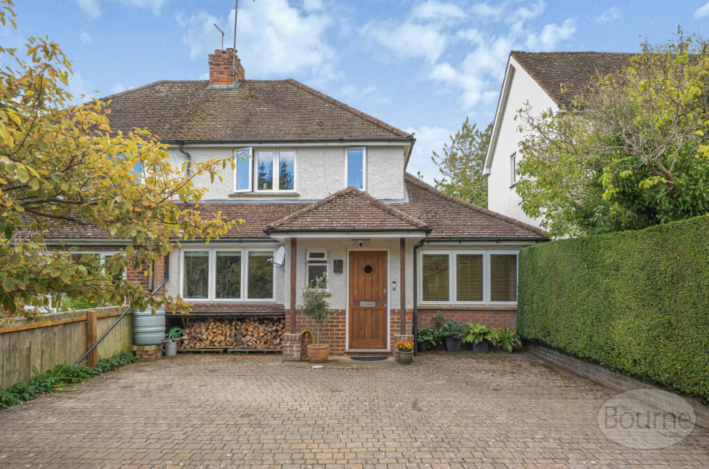 5 bedroom semi-detached house