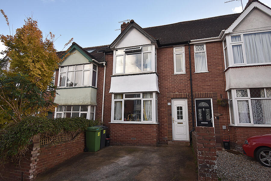 3 bedroom terraced house for sale in Latimer Road, Exeter, EX4