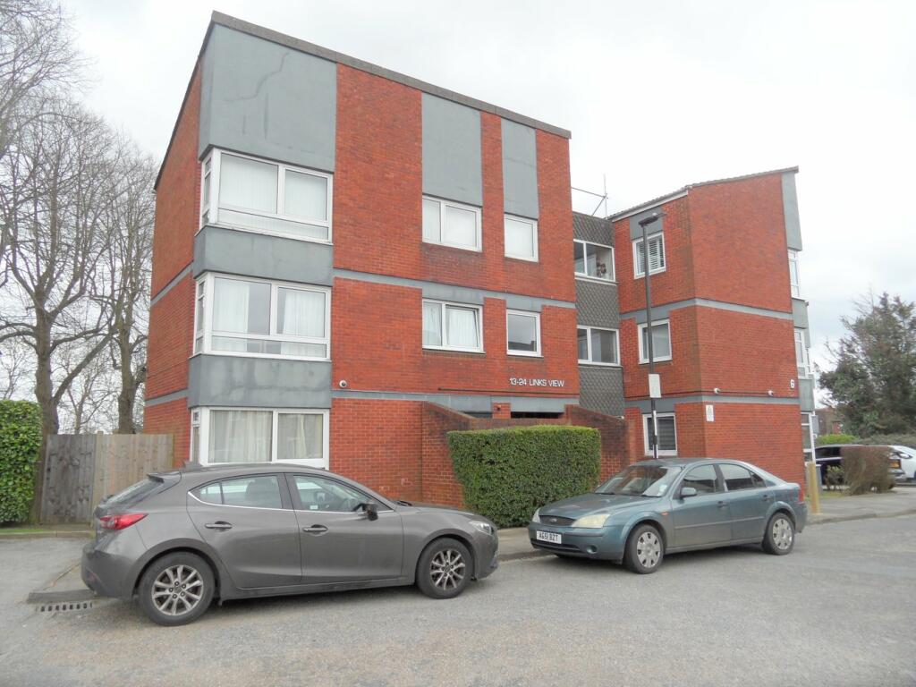 Main image of property: 6 Cleanthus Close, Shooters Hill, London, SE18