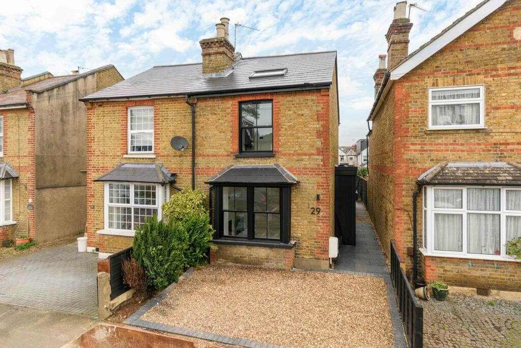 3 bedroom semidetached house for sale in Albany Road, Hersham, KT12