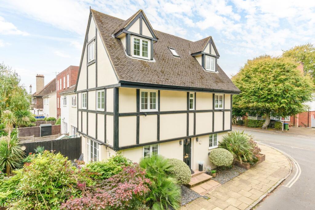 Main image of property: Belgrave Close, Walton-on-Thames, KT12