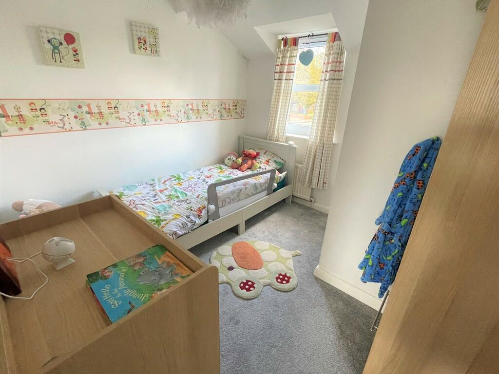 3 bedroom semidetached house for sale in The Pastures, Tuxford, NG22