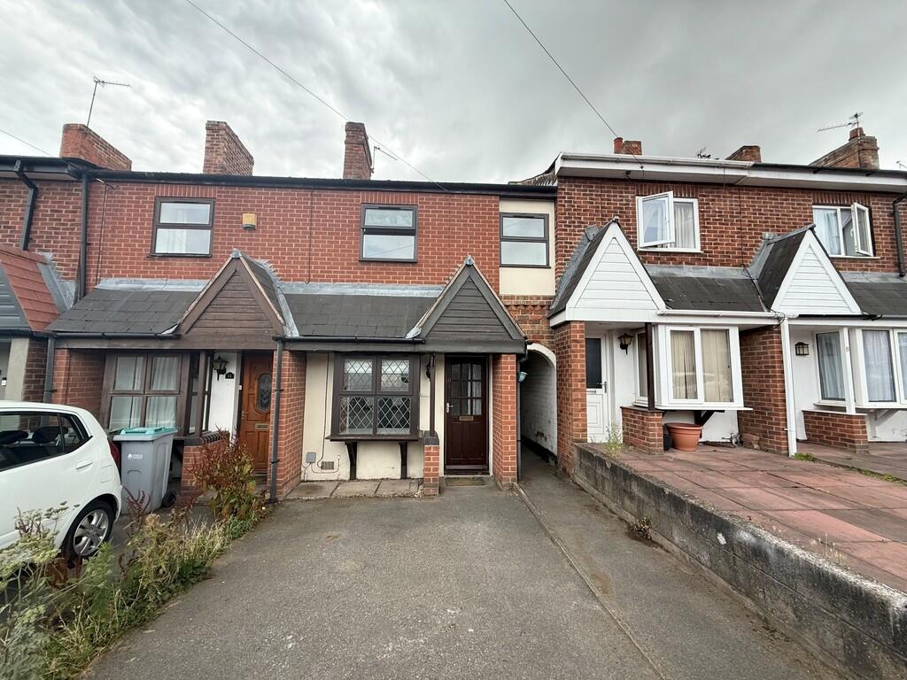 Main image of property: Long Row, Newark