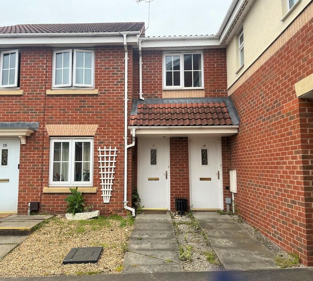 2 bedroom apartment for sale in Read Close, Fernwood, NG24