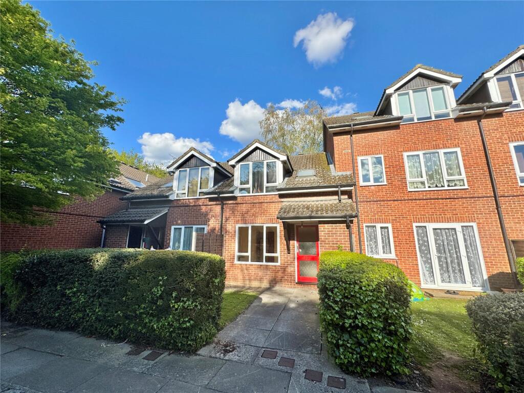 Main image of property: Seymour Court, Crowthorne, Berkshire