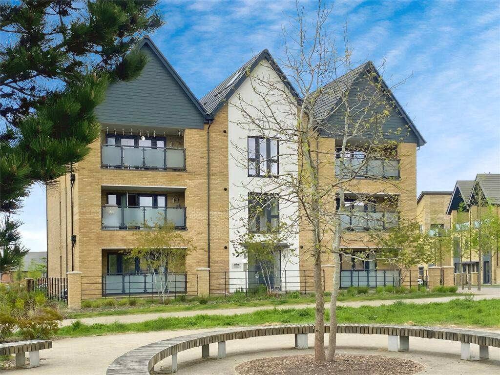 Main image of property: Buckler Ride, Crowthorne, Berkshire